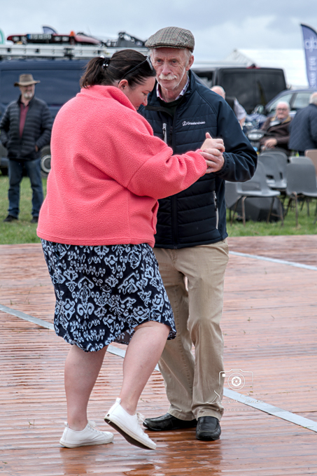 B&Ragrishow_DS-0016